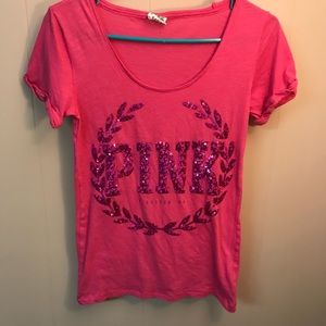 Victoria’s Secret PINK t-shirt size medium